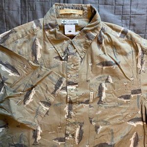 Columbia River Lodge Men's Short Sleeve Button Up Fishing Shirt Trout Large
